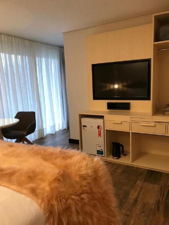 Suites Refugio Do Vale Gramado Esterno foto