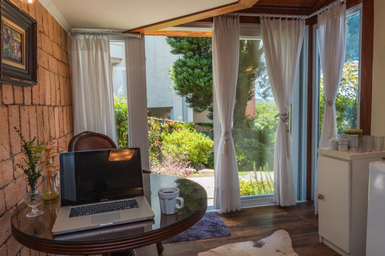 Suites Refugio Do Vale Gramado Esterno foto