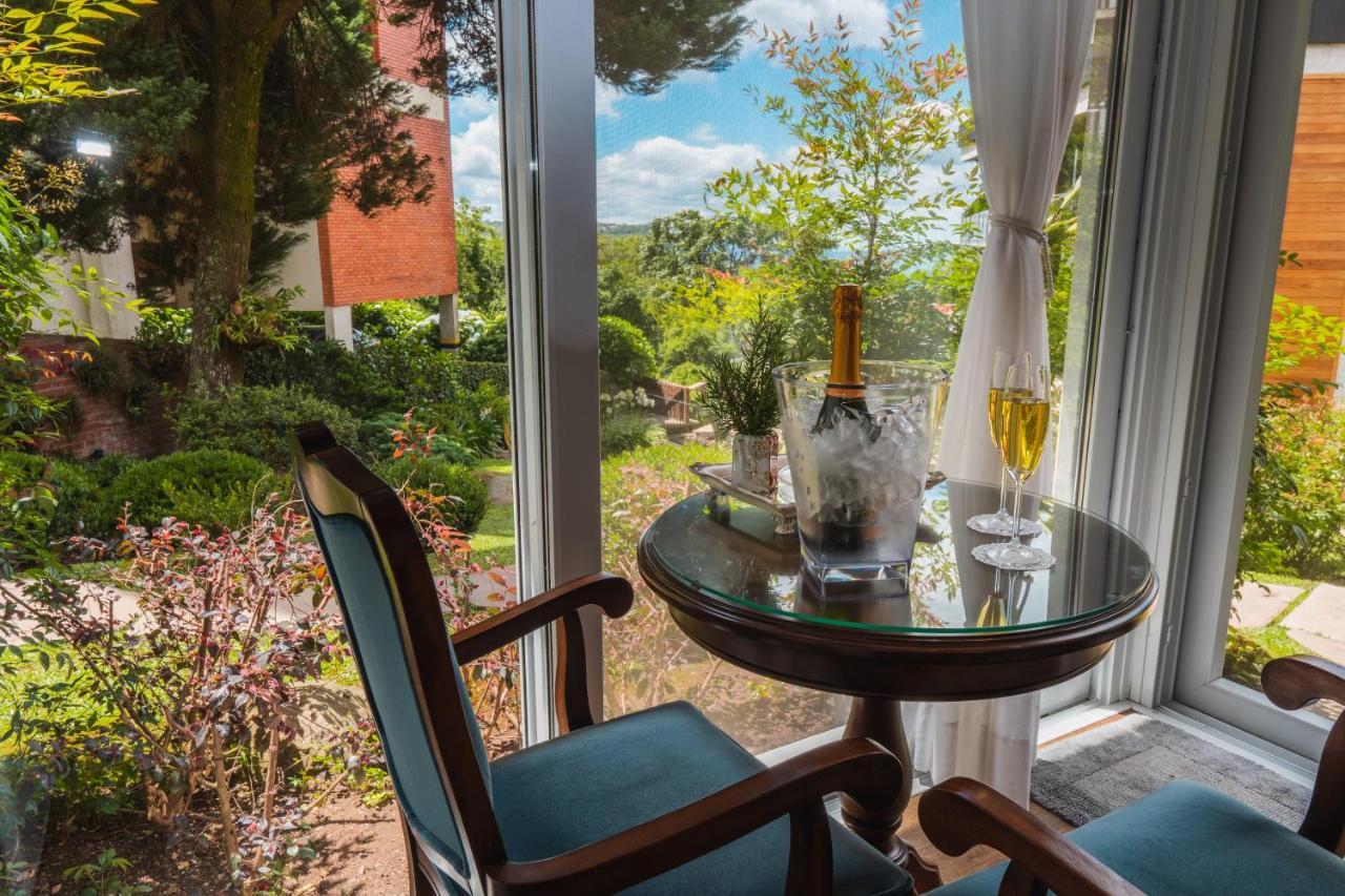 Suites Refugio Do Vale Gramado Esterno foto